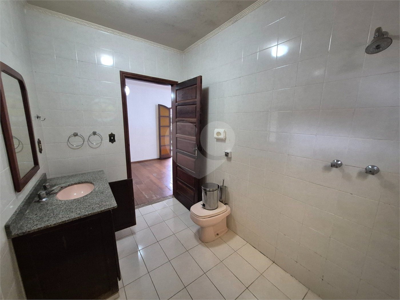 Casa à venda com 3 suítes em Vila Jardini, Sorocaba, SP