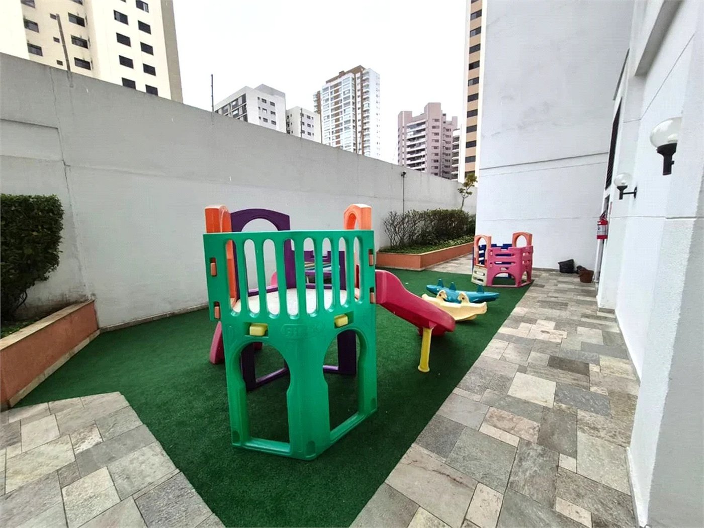 Apartamento à venda com 3 quartos, sendo 1 suíte,  em Vila Leopoldina, São Paulo, SP