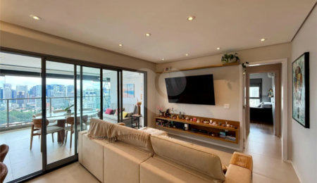 Apartamento à venda com 3 suítes em Santo Amaro, São Paulo, SP