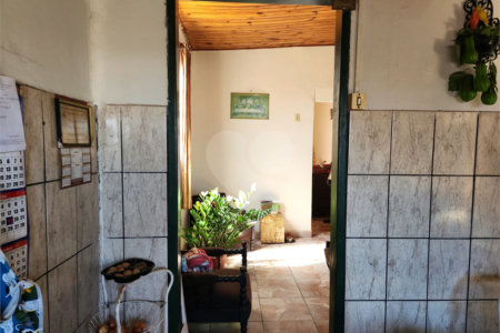 Casa à venda com 3 quartos em Vila Suconasa, Araraquara, SP