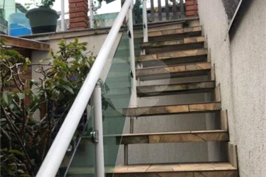Sobrado à venda com 2 quartos, sendo 1 suíte, em Horto, São Paulo, SP