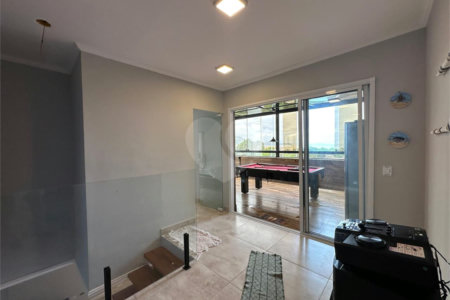 Duplex à venda com 3 quartos, sendo 2 suítes,  em Toninhas, Ubatuba, SP