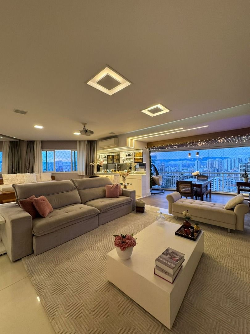 Apartamento com 3 dormitórios à venda, 200 m² por R$ 3.180.000,00 - Ponta da Praia - Santos/SP