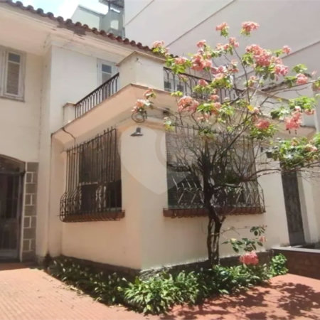 Casa à venda com 3 quartos, sendo 1 suíte, em Tijuca, Rio de Janeiro, RJ