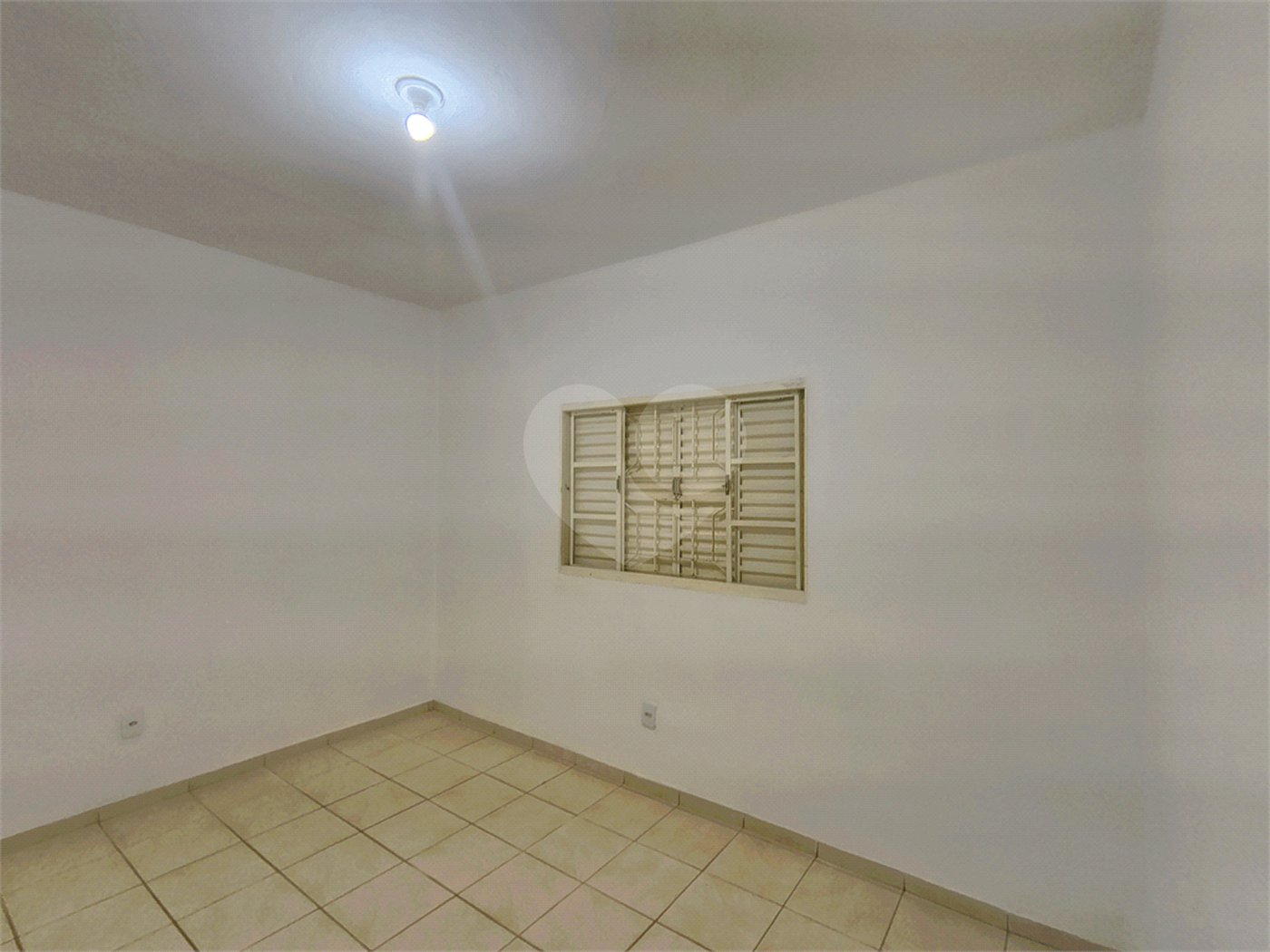 Casa à venda com 2 quartos em Jardim Juscelino Kubitschek, Indaiatuba, SP