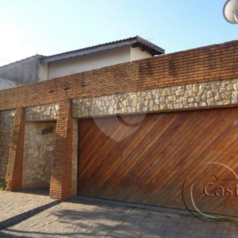 Casa térrea à venda na região da Moóca