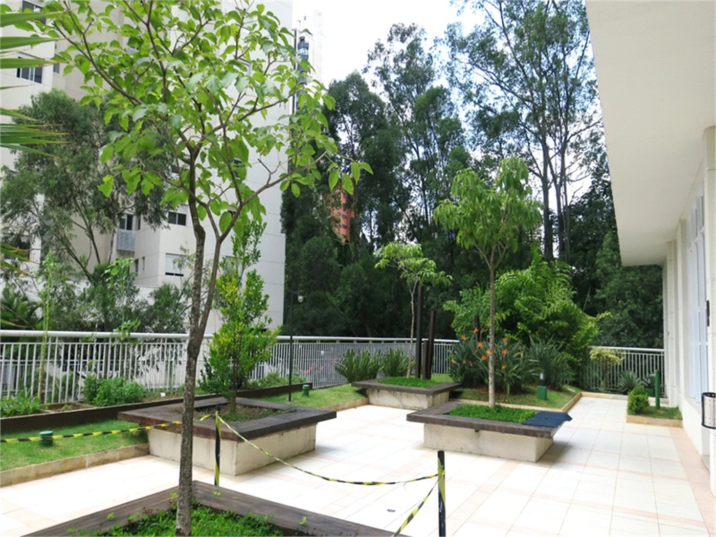 Apartamento à venda com 3 quartos, sendo 1 suíte, em Vila Andrade, São Paulo, SP