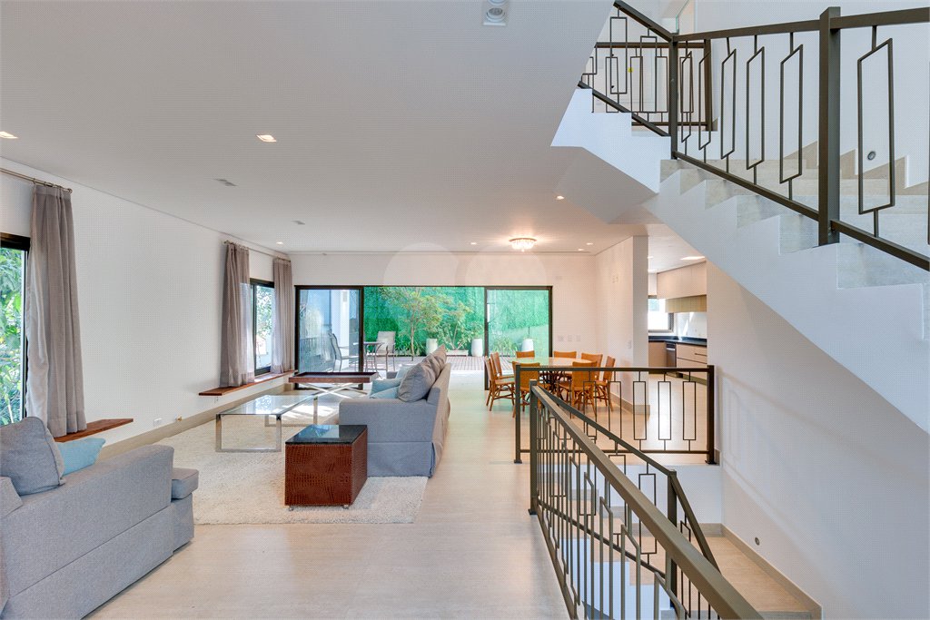 Casa à venda ou para alugar com 4 suítes no condomínio Residencial Vista 908, São Paulo - SP