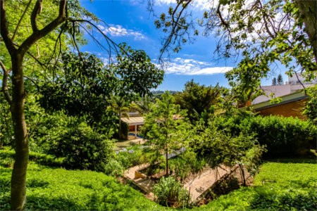 Casa à venda com 4 quartos, sendo 1 suíte,  em Jardim Leonor, São Paulo, SP