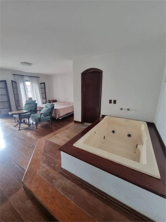 Casa à venda com 4 quartos, sendo 1 suíte, em Jardim Lídia, São Paulo, SP