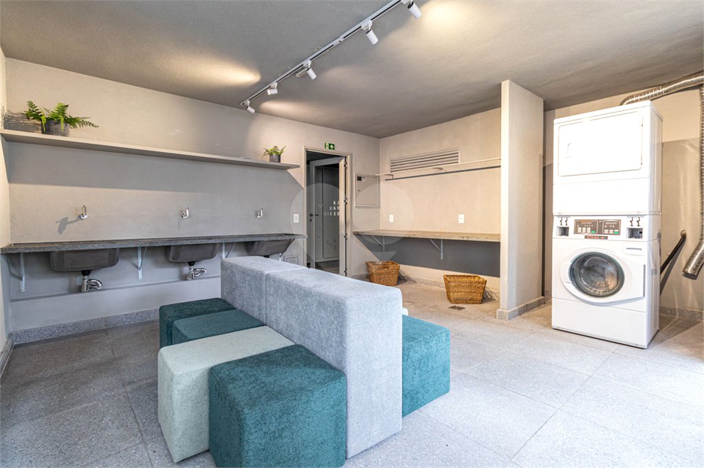 Apartamento à venda com 2 suítes em Pinheiros, São Paulo, SP