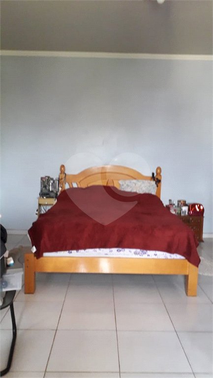 Casa à venda com 3 quartos, sendo 1 suíte, no condomínio Ibiti do Paço, Sorocaba - SP