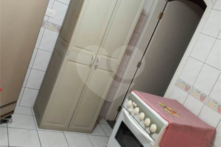Sobrado à venda com 4 quartos, sendo 1 suíte,  em Rio Pequeno, São Paulo, SP