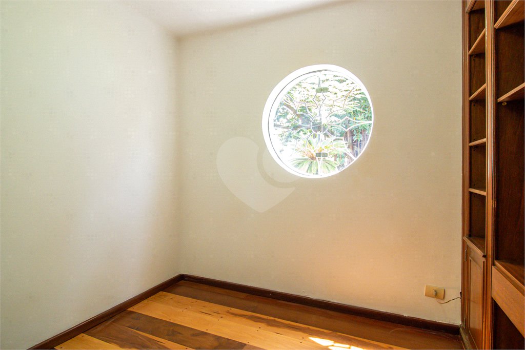 Casa Térrea à venda com 5 quartos, sendo 2 suítes, em Jardim Marajoara, São Paulo, SP