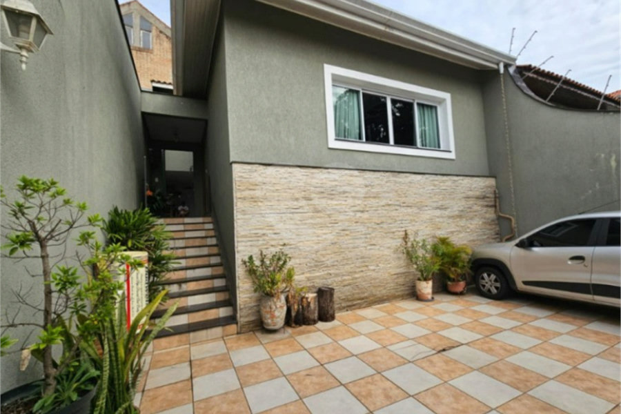 Casa à venda com 3 quartos, sendo 1 suíte, em Vila Fiat Lux, São Paulo, SP