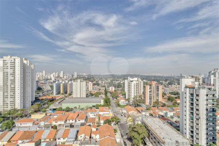 Apartamento à venda com 2 quartos, sendo 1 suíte, em Campo Belo, São Paulo, SP