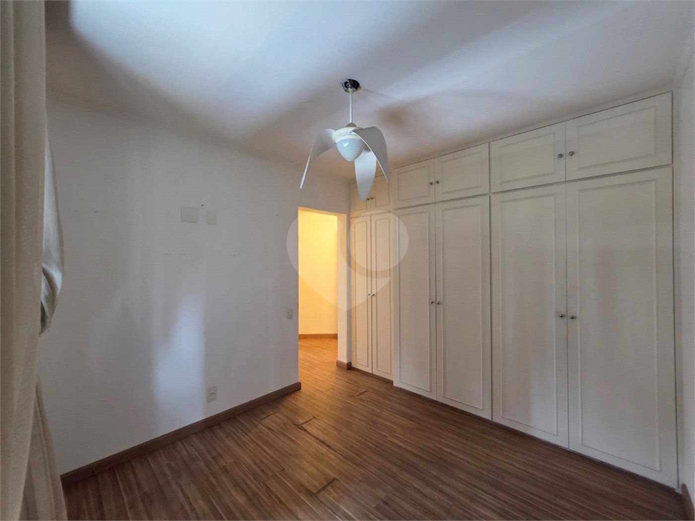 Apartamento à venda com 3 suítes em Vila Uberabinha, São Paulo, SP