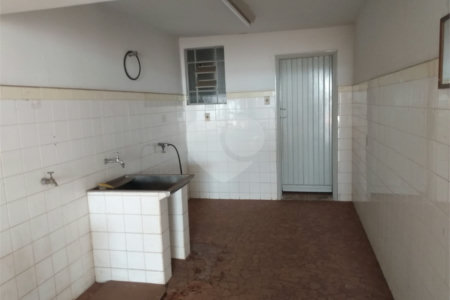 Casa à venda com 6 quartos, sendo 1 suíte, no Centro, Itapetininga, SP