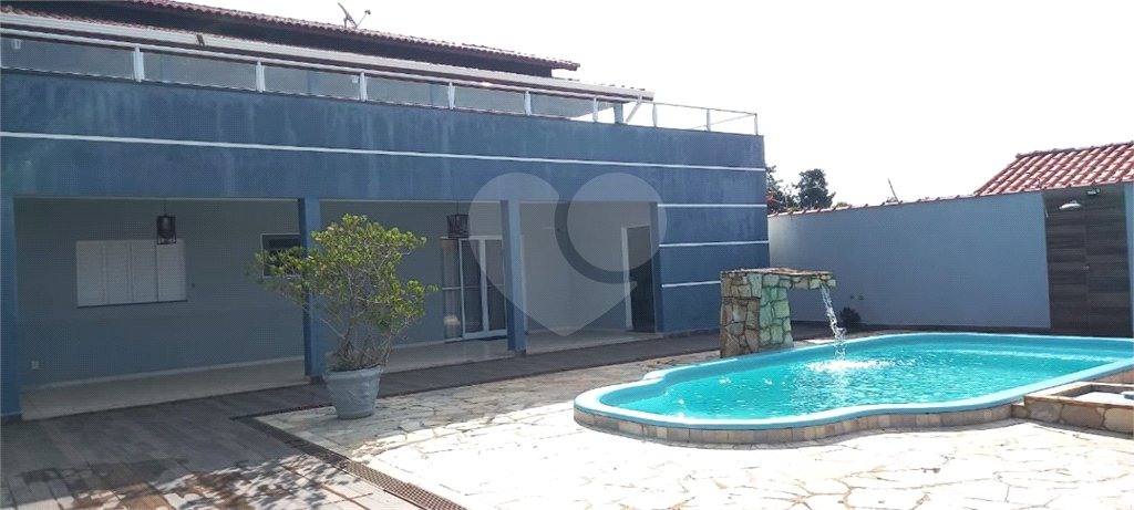 Casa à venda com 8 quartos, sendo 3 suítes,  no condomínio Terras de Santa Rosa, Salto - SP