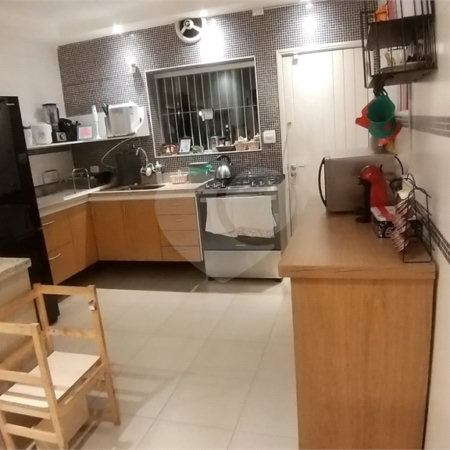 Sobrado à venda com 2 quartos em Vila Gumercindo, São Paulo, SP