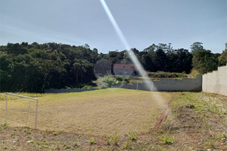 Chácara à venda com 3 quartos, sendo 2 suítes,  em Cocuera, Mogi das Cruzes, SP