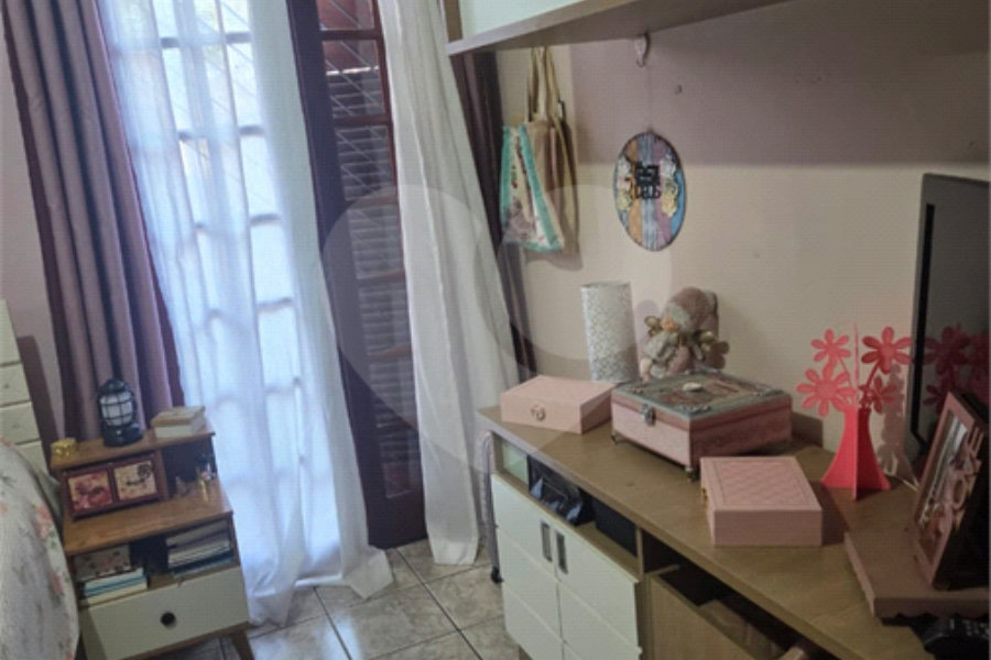 Sobrado à venda com 3 quartos em Parque Novo Mundo, São Paulo, SP