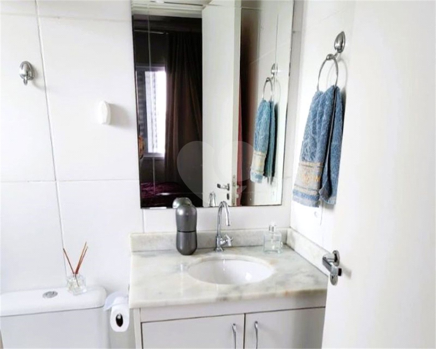 Apartamento à venda com 3 quartos, sendo 1 suíte, em Jardim Piratininga, Sorocaba, SP