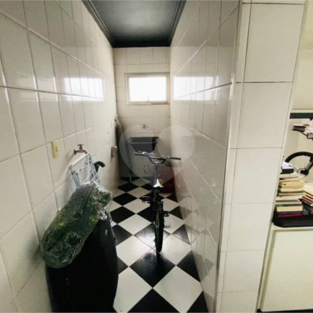 Sobrado à venda com 8 quartos em Jardim São Jorge (raposo Tavares), São Paulo, SP