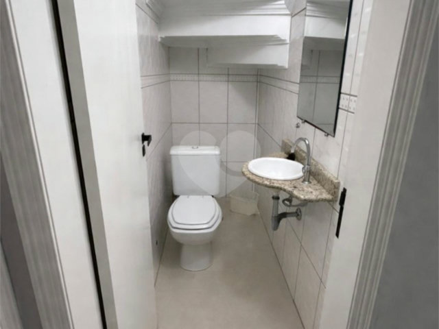 Sobrado à venda com 3 quartos, sendo 1 suíte,  em Campo Grande, São Paulo, SP