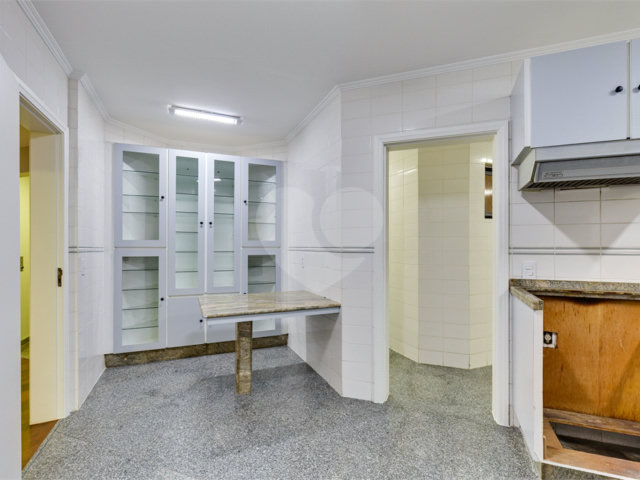 Apartamento à venda com 3 suítes em Granja Julieta, São Paulo, SP