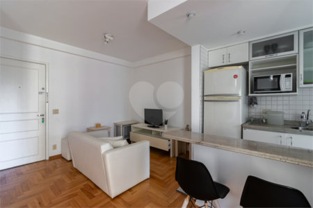 Apartamento à venda ou para alugar com 1 suíte em Pinheiros, São Paulo, SP