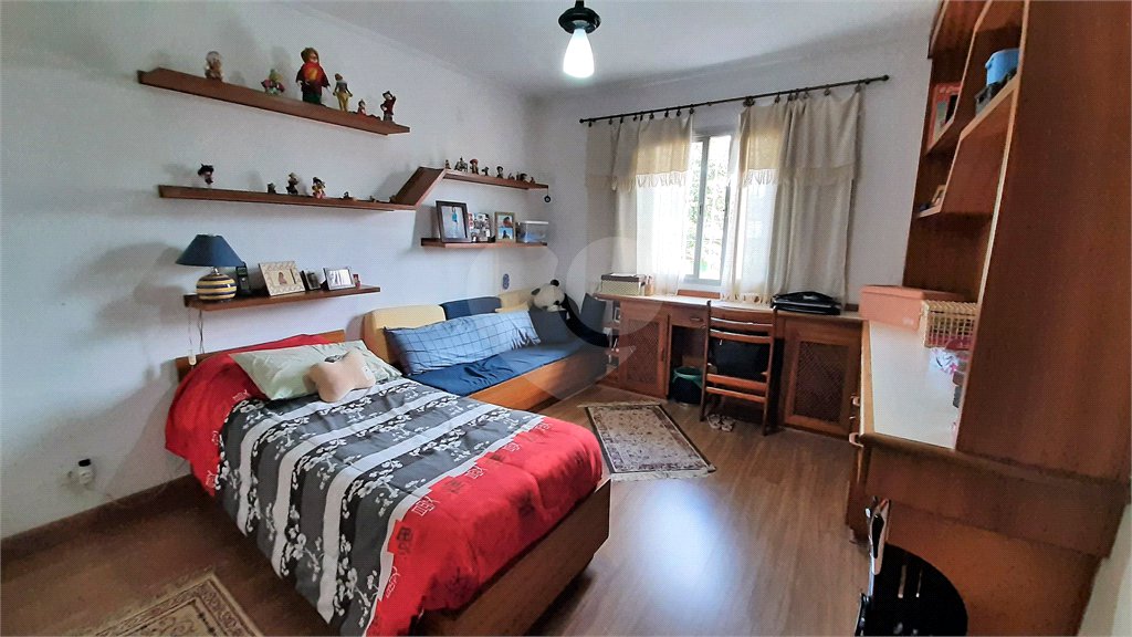Casa à venda com 3 quartos, sendo 1 suíte, em Campo Grande, São Paulo, SP