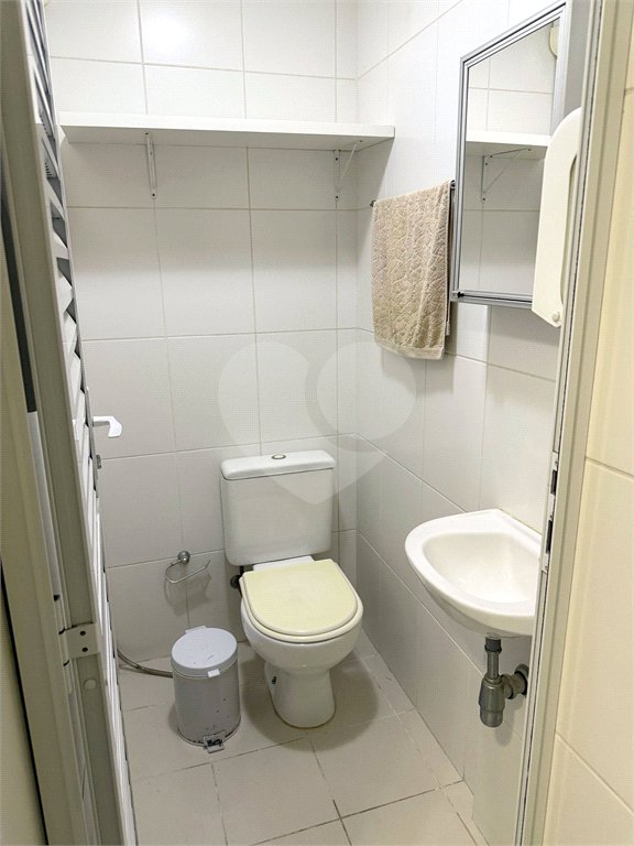 Apartamento para alugar com 3 quartos, sendo 1 suíte, em Vila Olímpia, São Paulo, SP