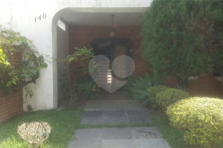 Casa à venda com 4 quartos, sendo 3 suítes, em Jardim Itaperi, Atibaia, SP