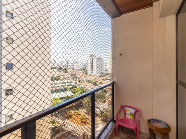 Apartamento à venda com 3 quartos, sendo 1 suíte,  em Vila Mariana, São Paulo, SP