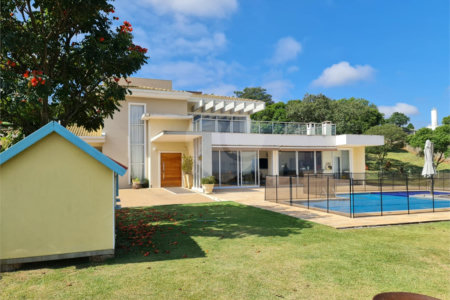 Casa à venda ou para alugar com 4 suítes no condomínio Residencial Jardim Primavera, Louveira - SP