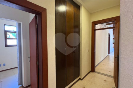 Casa à venda com 4 suítes no condomínio Vivendas do Lago, Sorocaba - SP
