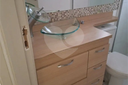 Apartamento à venda com 3 quartos, sendo 1 suíte,  em Vila Carrão, São Paulo, SP