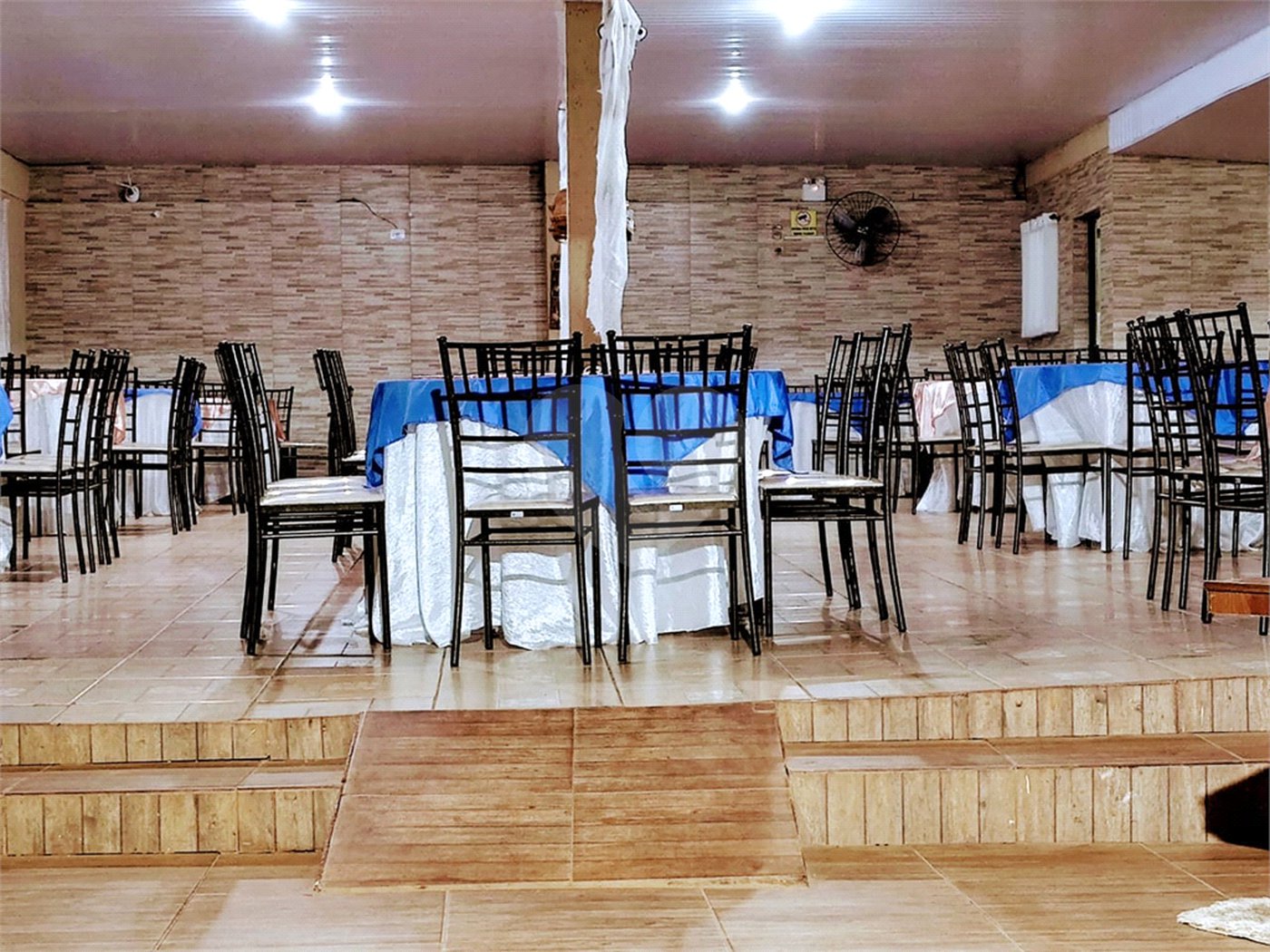 Casa à venda ou para alugar com 9 quartos, sendo 5 suítes, no condomínio Residencial Rio Verde, Araçoiaba da Serra - SP