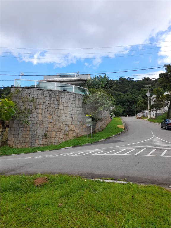 Terreno à venda no condomínio Itaguaçu da Cantareira, São Paulo - SP