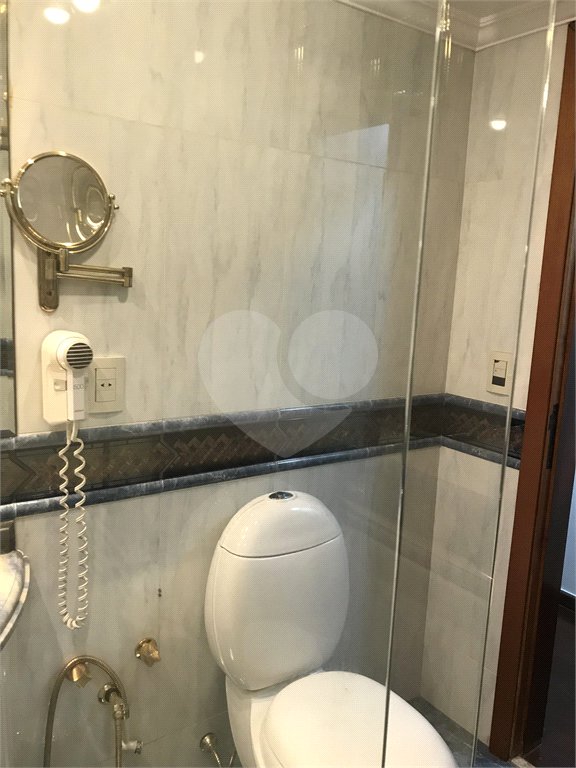 Apartamento à venda com 4 quartos, sendo 1 suíte, em Vila Uberabinha, São Paulo, SP
