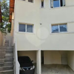 Casa à venda com 3 quartos, sendo 2 suítes, no condomínio Vila Borghese, São Paulo - SP