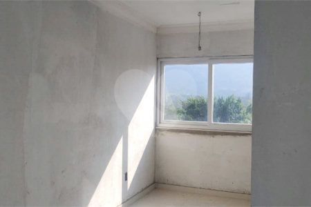 Casa à venda com 3 suítes em Campo Grande, Rio de Janeiro, RJ