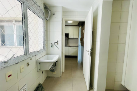 Apartamento à venda com 3 suítes em Baeta Neves, São Bernardo do Campo, SP