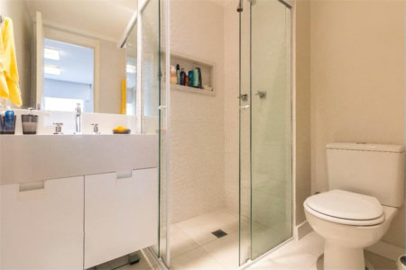 Apartamento à venda ou para alugar com 2 quartos, sendo 1 suíte,  em Vila Gertrudes, São Paulo, SP