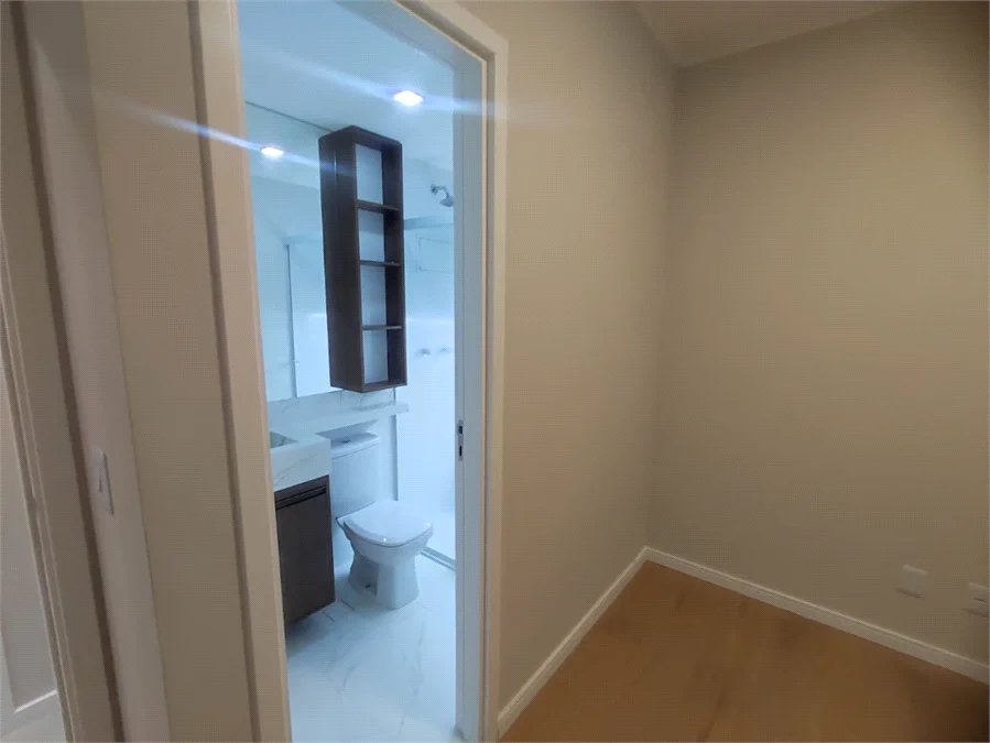 Apartamento à venda com 3 quartos, sendo 2 suítes,  em Jardim Arpoador, São Paulo, SP