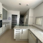 Apartamento à venda com 4 quartos, sendo 2 suítes,  em Vila Oliveira, Mogi das Cruzes, SP