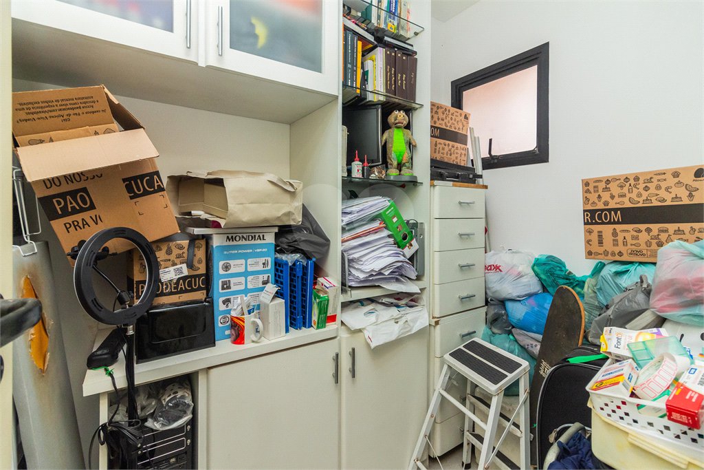 Apartamento à venda com 4 quartos, sendo 3 suítes, em Alto da Lapa, São Paulo, SP