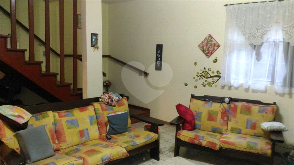 Casa à venda com 3 quartos, sendo 1 suíte,  em Jundiaizinho (terra Preta), Mairiporã, SP