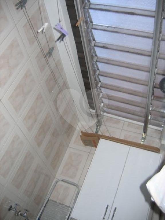 Casa à venda com 3 quartos, sendo 1 suíte, no condomínio Residencial Maracujás, São Paulo - SP